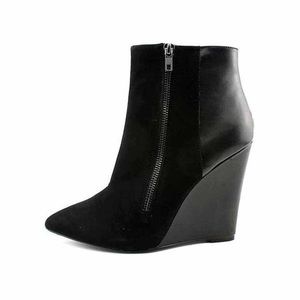 ❤️Brand new Steve Madden DAARING booties